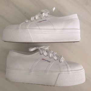 Superga size 7 platform shoes